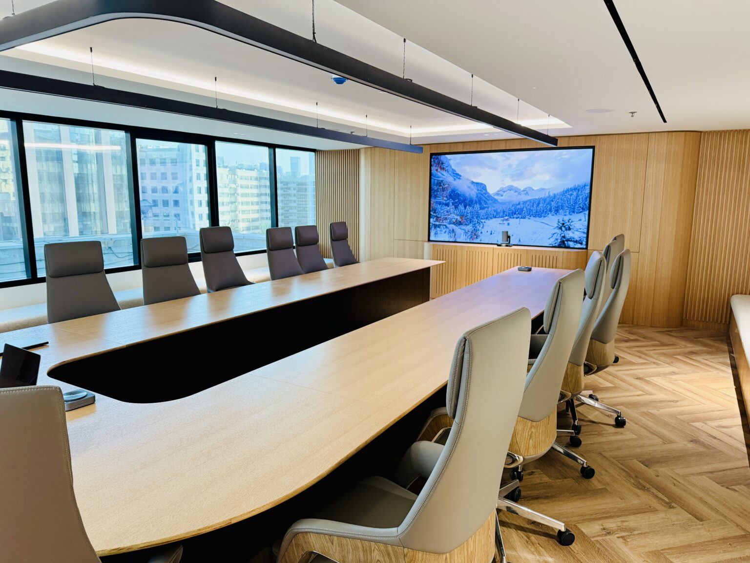 Conference Room AV Solutions Dubai | Meeting & Boardroom Systems